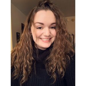 Meet your Posher, Hillary